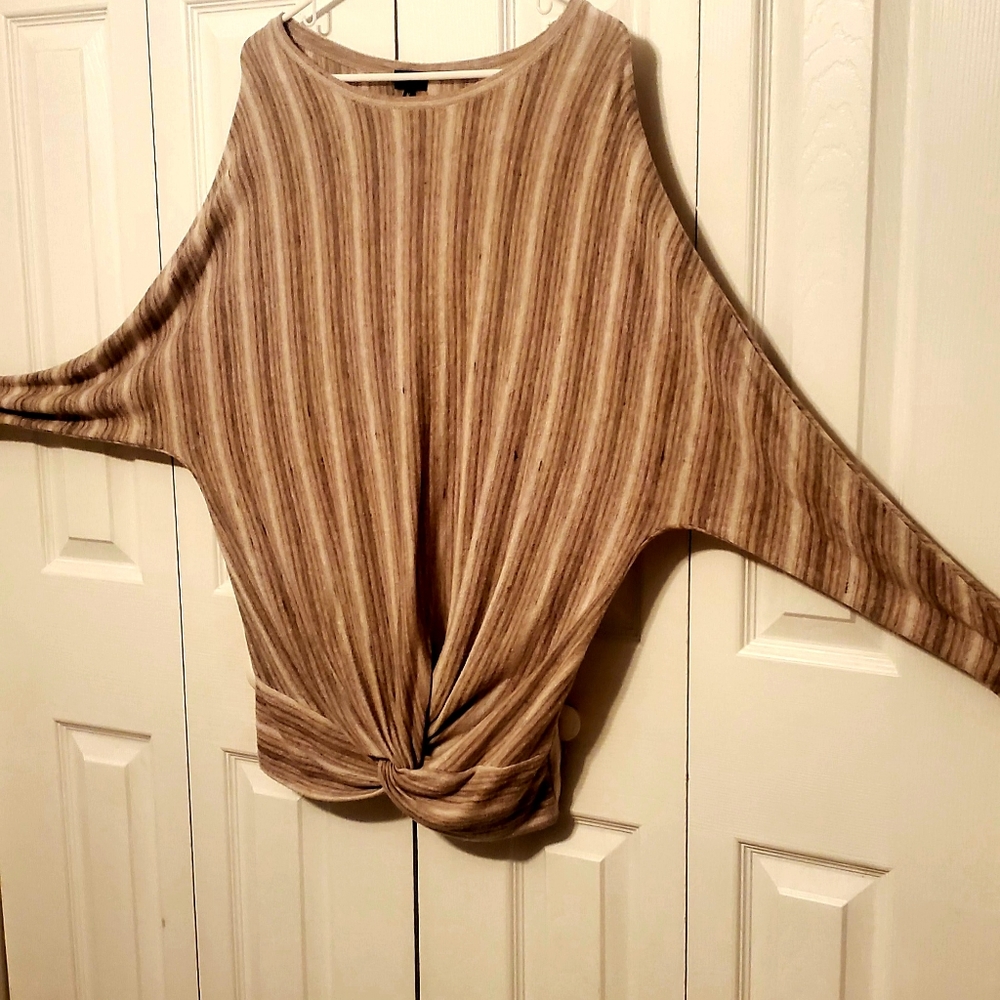 Womens BKE Black Buckle Sweater